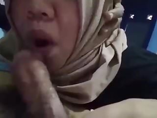 Muslim girls sucking circumcised cocks 7